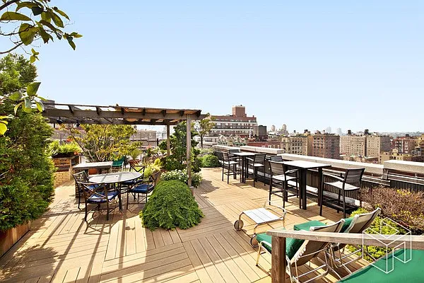 Sold by Halstead Real Estate | media 18