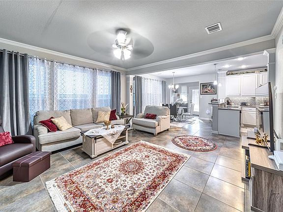 4th image of 3916 Jasmine Fox Ln #3916