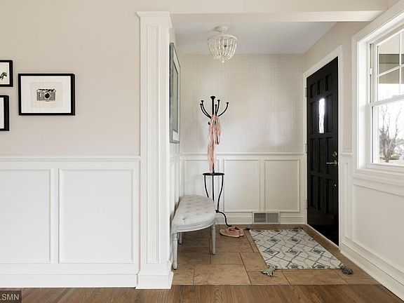 5th image of 6809 Wooddale Ave S