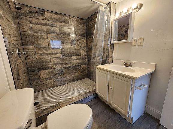 2nd image of 2343 E Boulder St APT 2