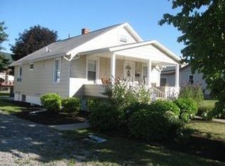 1011 E 5th St, Bellwood, PA 16617