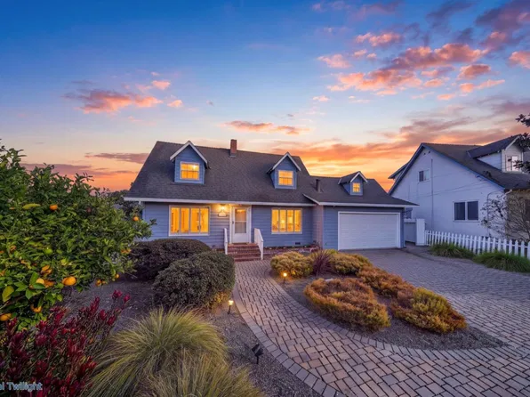 1074 Lorenzo Ct, Seaside, CA 93955