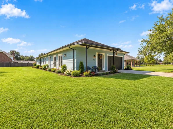1705 Bayou Black Dr, Houma, LA 70360