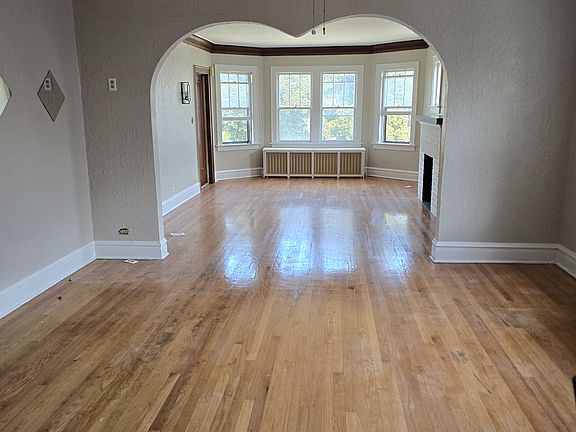 2nd image of 530 S Lincoln Ave #2