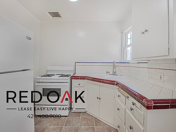 2nd image of 414.5 N Gardner St #414.5