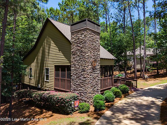 2nd image of 194 Camp Cir