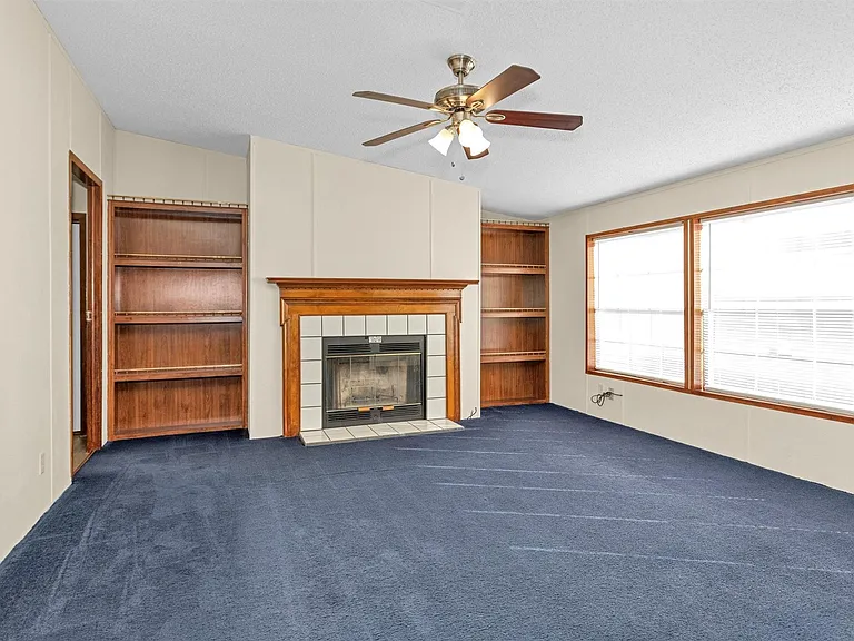 11261 Rose Rd — Photo 13