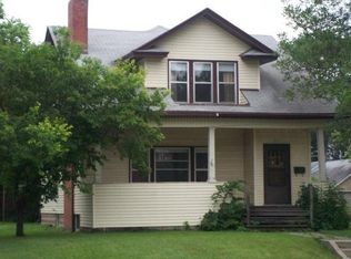 316 Medary Ave, Brookings, SD 57006