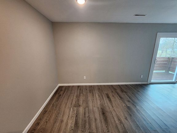 5th image of 133 W 35th St #301