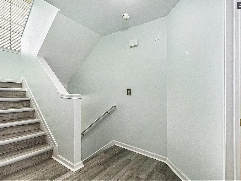 6308 Harlequin Ln — Photo 13