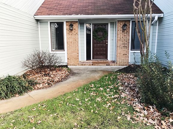 4th image of 2184 Kenwood Dr