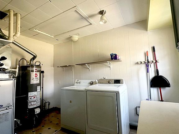 4th image of 11711 Schram St