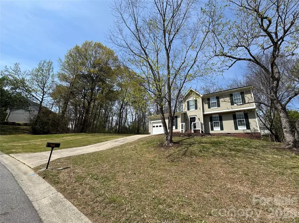 1425 Sugar Hollow Dr, Charlotte, NC 28214