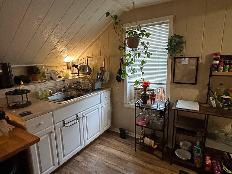 358 Fletcher St #3 — Photo 3
