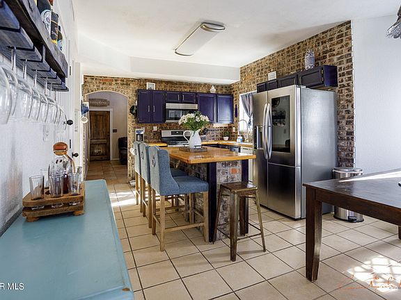 4th image of 11853 Fiddlewood Ln