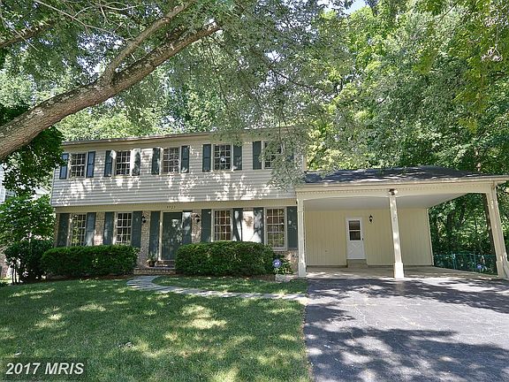 2nd image of 9923 Barnsbury Ct