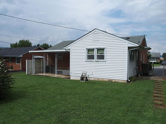 5th image of 1424 Gratton St