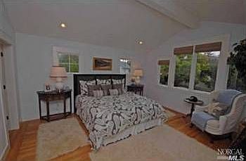 5th image of 63 Nokomis Ave