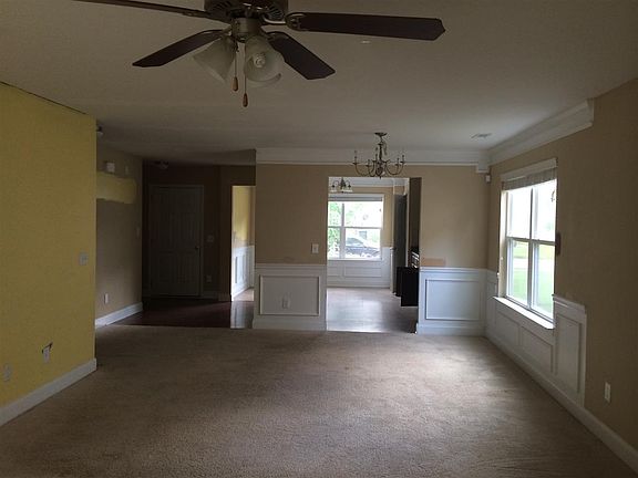 3rd image of 159 Sourwood Ln