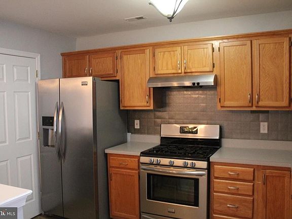 3rd image of 2602 Beacon Hill Dr