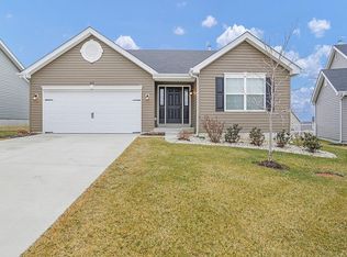 607 Horseshoe Bend Ct, Wentzville, MO 63385
