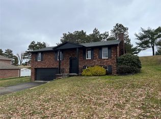 4514 Fairway Dr, Steubenville, OH 43953