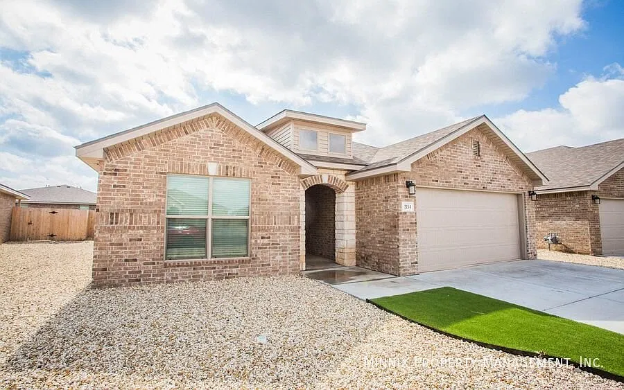 4 Bedroom/ 2 bath For Rent Lubbock | Frenship ISD | 2154 Kirksey Ave. — Photo 4