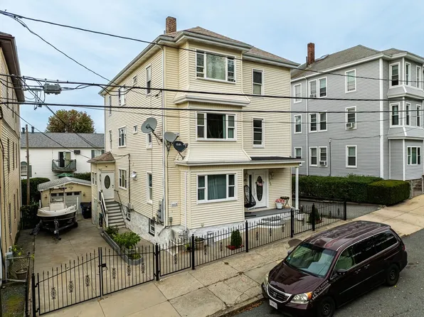 166 Bradford Ave, Fall River, MA 02721