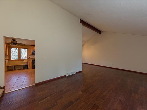 5th image of 5594 Ericson Ln