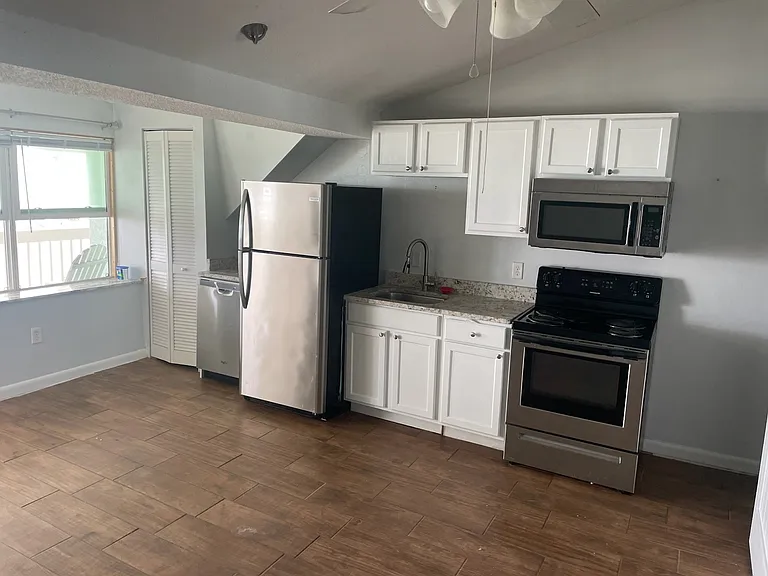 21104 Front Beach Rd #303 — Photo 18