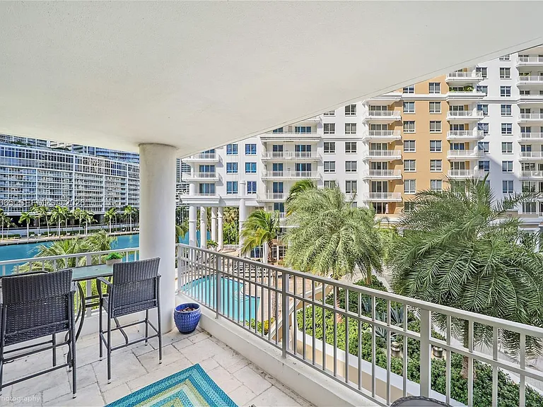 701 Brickell Key Blvd #404 — Photo 12