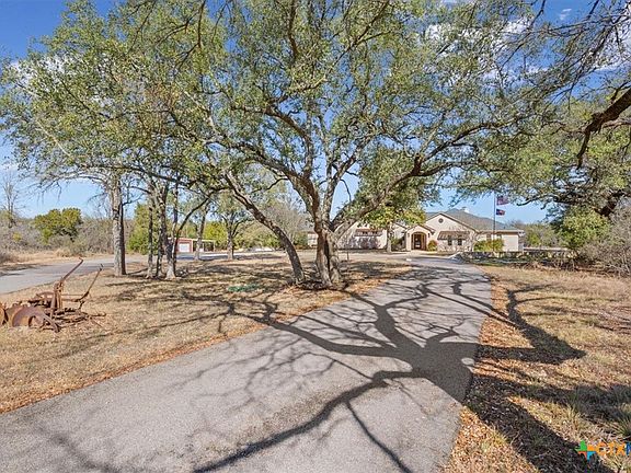 3rd image of 8841 Brewer Ln
