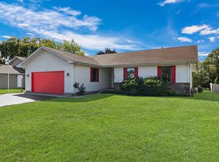 168 Meadow Vw, Antioch, IL 60002