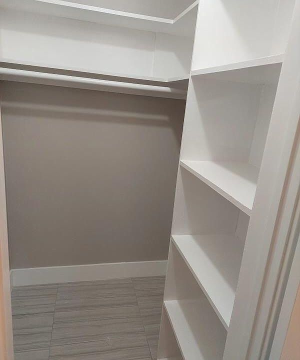 1st image of 12500 Ryerson Ave #6