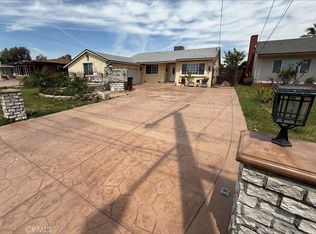 17442 Vine St, Fontana, CA 92335