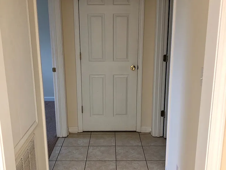 109 Smith St — Photo 6