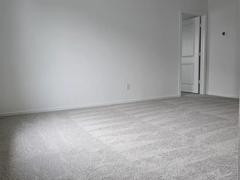 25560 Blossom Ct — Photo 10