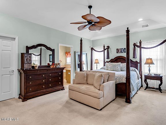 4th image of 9 Millstone Way