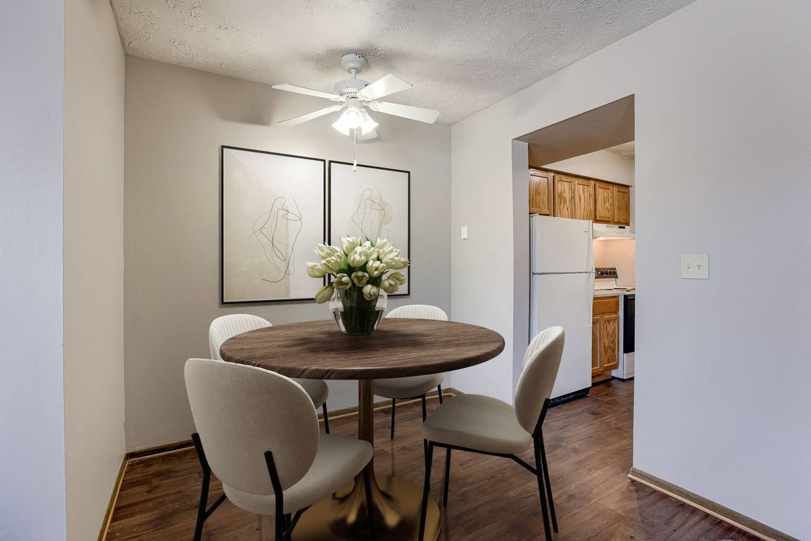 Omaha, NE Stony Brook Apartments | 11A | Dining