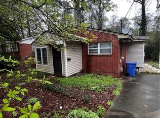 1390 Edgecombe Ave, Fayetteville, NC 28301