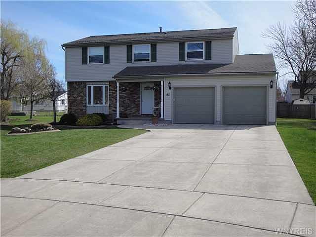 1st image of 62 Brookpark Dr