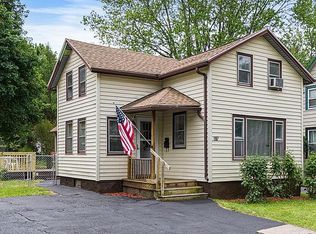 197 Sanford St, Rochester, NY 14620
