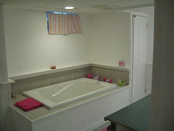 jacuzzi