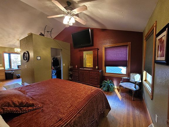 5th image of 222512 Starflower Dr #1