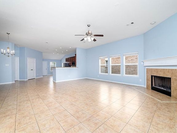 3rd image of 18010 Surrey Lake Ln
