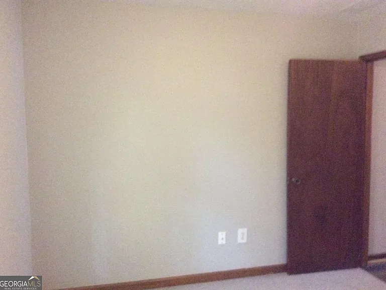 104 Richard Way — Photo 8