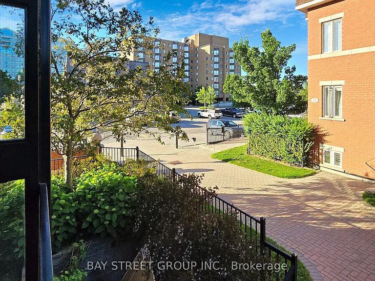 308 John St #212 — Photo 22
