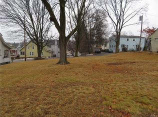 675 McCord Pl, Peekskill, NY 10566