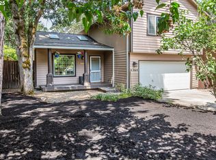 4364 Fox Hollow Rd, Eugene, OR 97405