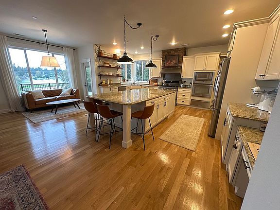 2nd image of 20206 70th St E